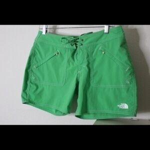 The North Face shorts size 6 Green shorts